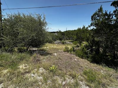 813 VALLEY RDG