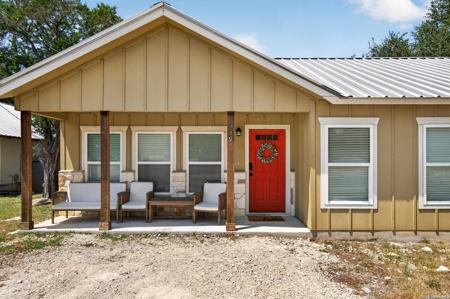 639 RIMROCK CV