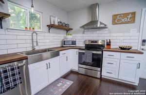 1118 TIMBER ELM