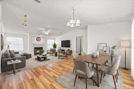 611 Hedgestone