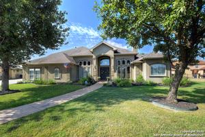 121 PERRY MAXWELL CT