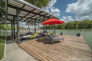 572 TURTLE LN