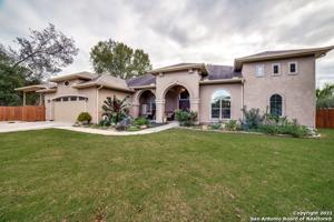233 MEADOWLARK LN