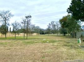 391 RIVER PARK DR
