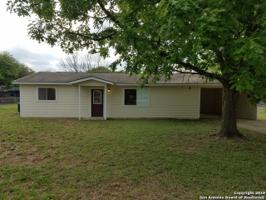 813 SCHUMACHER DR