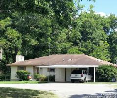 2121 LAKEWOOD DR