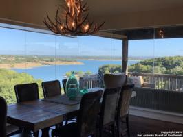 577 RIVIERA DR