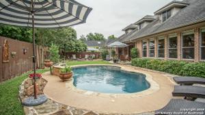 2226 S ABBEY LOOP