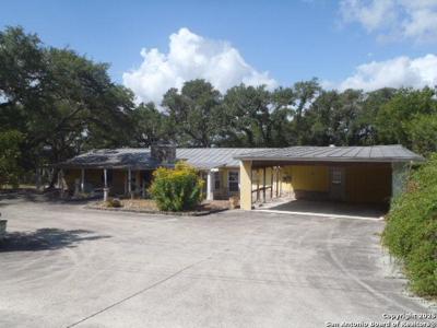 650 Oakleaf
