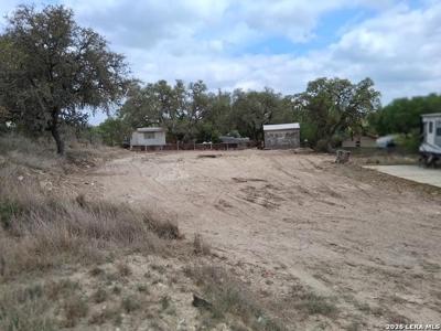 691 Flintstone Dr