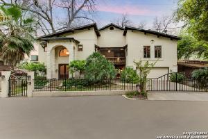 390 ISLE OF VIEW DR
