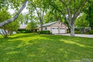 3040 River Oaks Dr