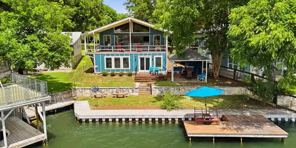 1308 S LAKESIDE DR