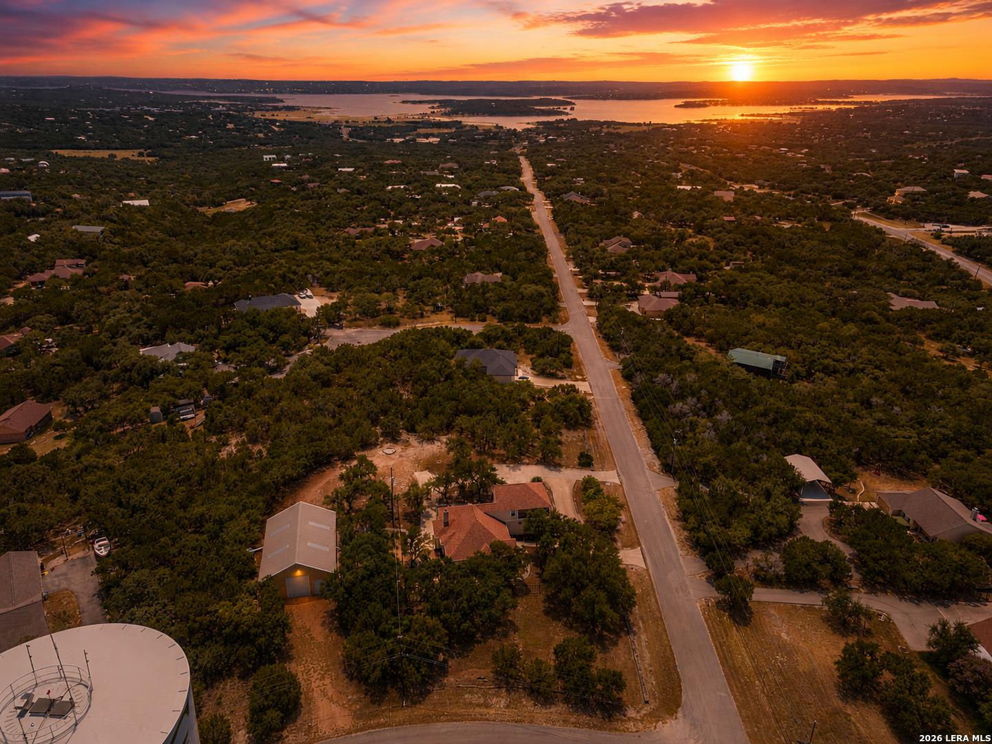 Image 2: Canyon Lake View