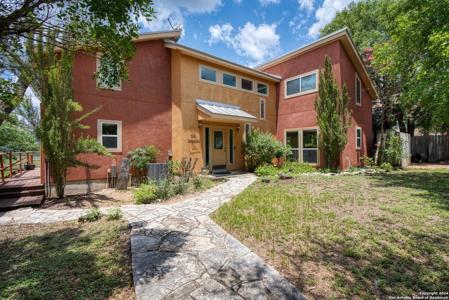 696 FAURIE ROAD