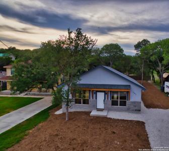 1547 Bonnyview Drive