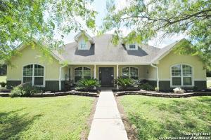 333 WOODLAKE DR