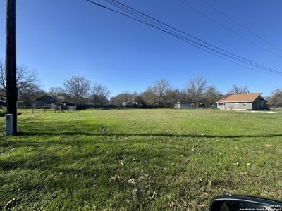 817 SCHUMACHER DR