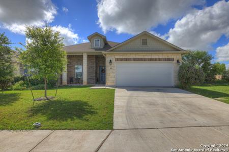 492 LONG LEAF DR