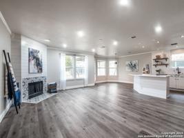 214 ROCKY RIDGE DR