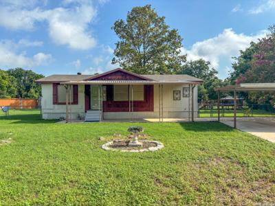 430 PECAN DR SW