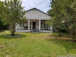 770 Comal Ave