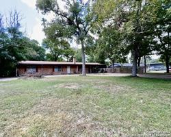 2249 Manor Dr.