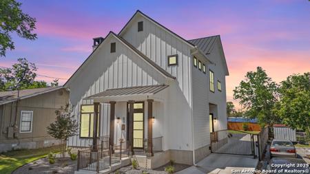 670 Magazine Ave