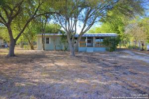 212 W ZIPP RD