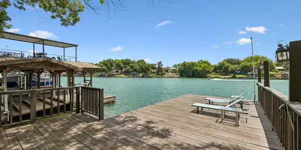 2632 WILLIAMS LAKESHORE