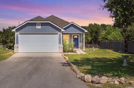 1135 Hedgestone