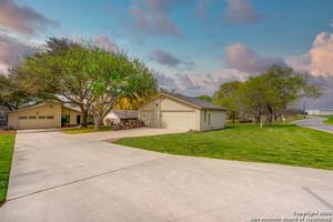 102 TURTLE LN