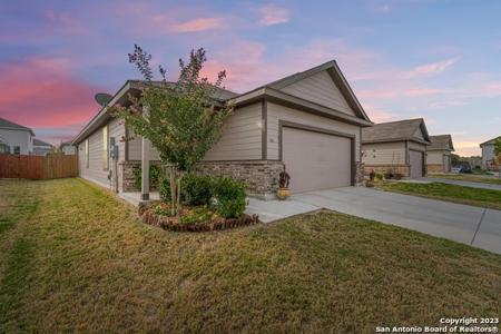 161 Buttercup Bend
