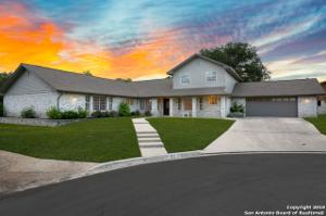 907 RIVER ROCK
