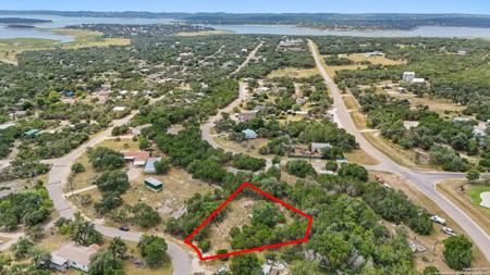 556 Hedgestone