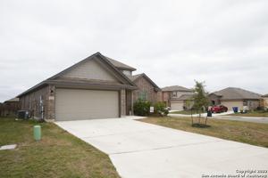 2135 Foxbriar Cove