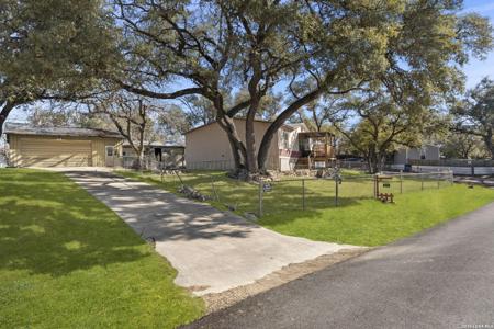 397 Ridgeview