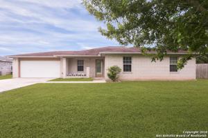 511 WOODLAKE DR
