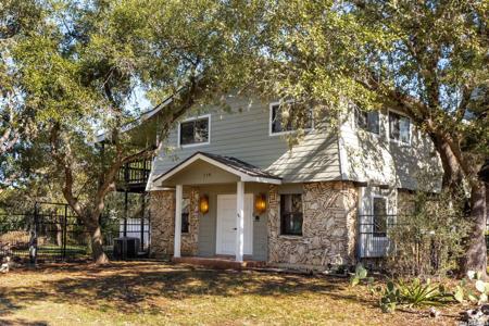 510 Red Oak Woods