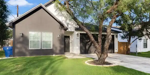 629 ASPEN LN