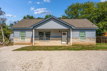1080 Greenhill Dr