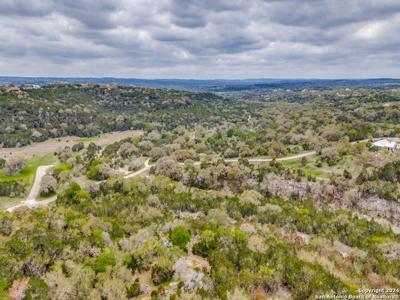 192 MACAW LN
