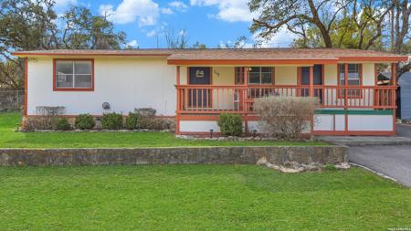 113 Creekview Dr