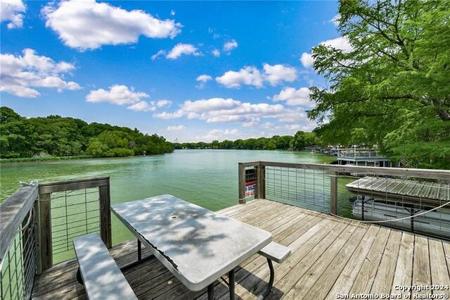 320 RANCHO RD
