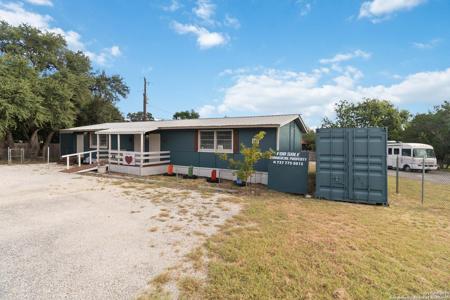 141 Wildwood Ln