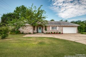 906 RIVER ROCK