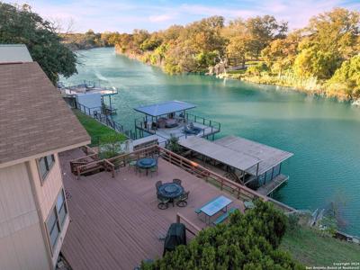 323 E Klein Rd
