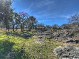 158 E Lakeshore Dr