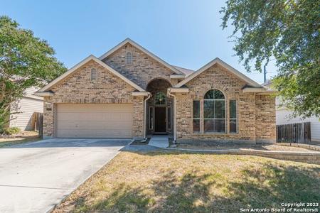 2433 Angelina Dr