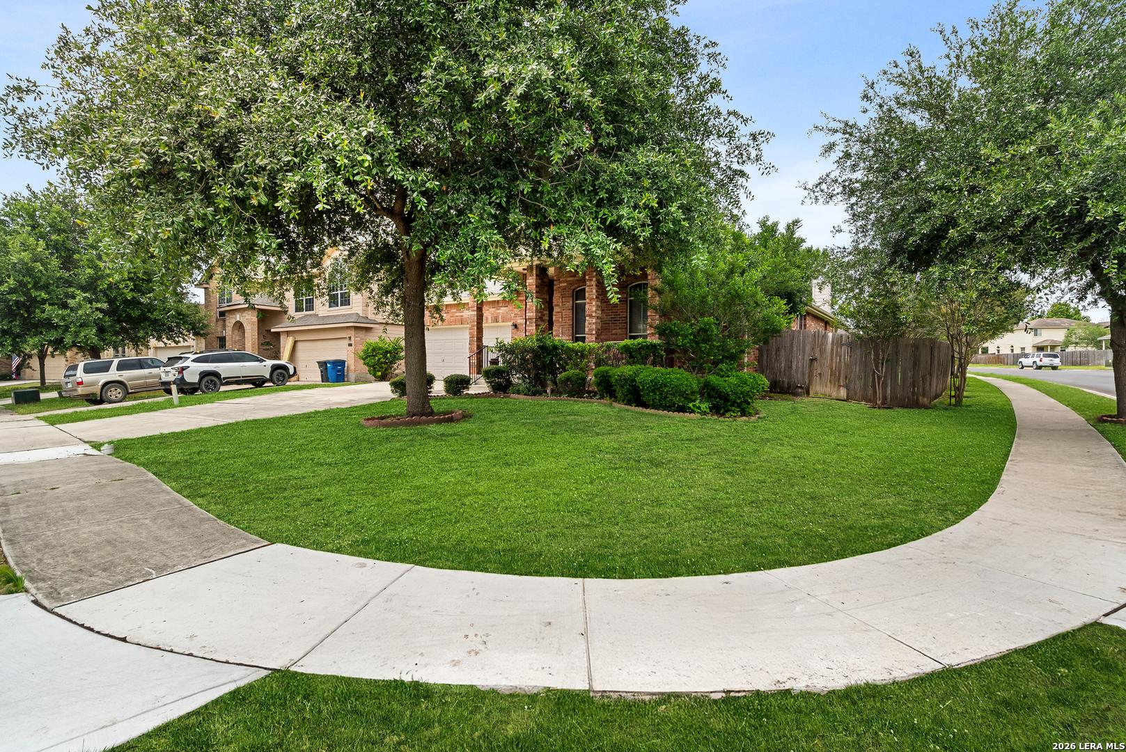 Image 4: Grass is Virtually Staged